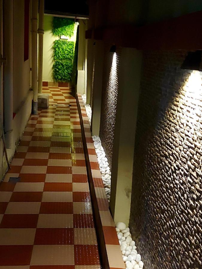 Ani'S Homestay Calcutta Buitenkant foto
